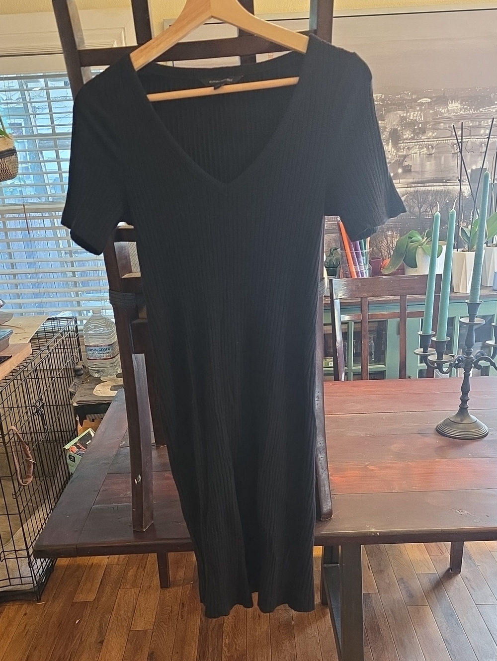Banana Republic Black Ribbed V-Neck Short-Sleeve Midi Dress